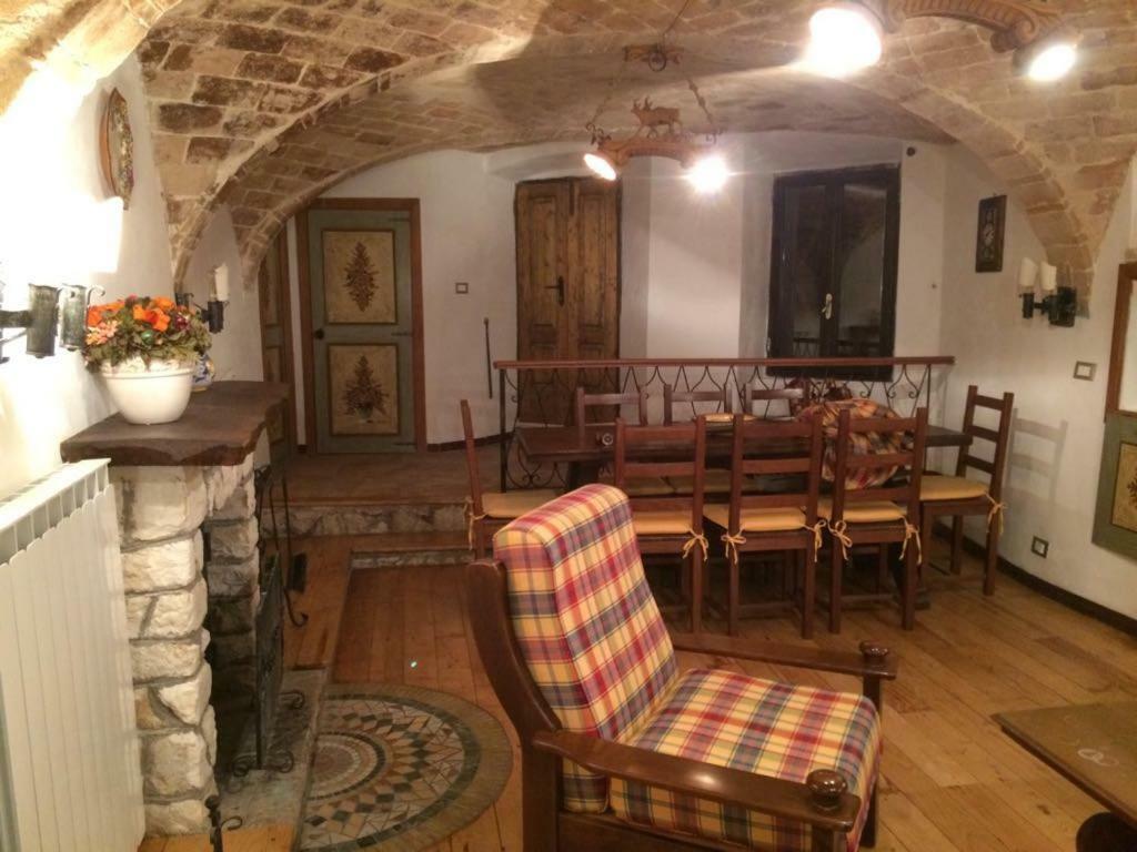 Casa Laura Βίλα Castel del Monte  Εξωτερικό φωτογραφία